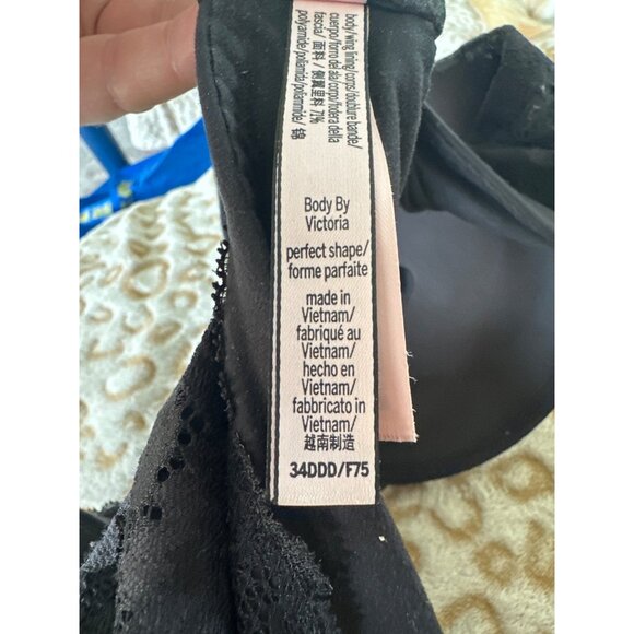 Victoria's Secret Perfect Shape Black Lace Padded Push-Up Bra Bow Size 34DDD - Picture 8 of 10